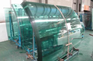 Cập nhật kính xe tải giá bao nhiêu?
